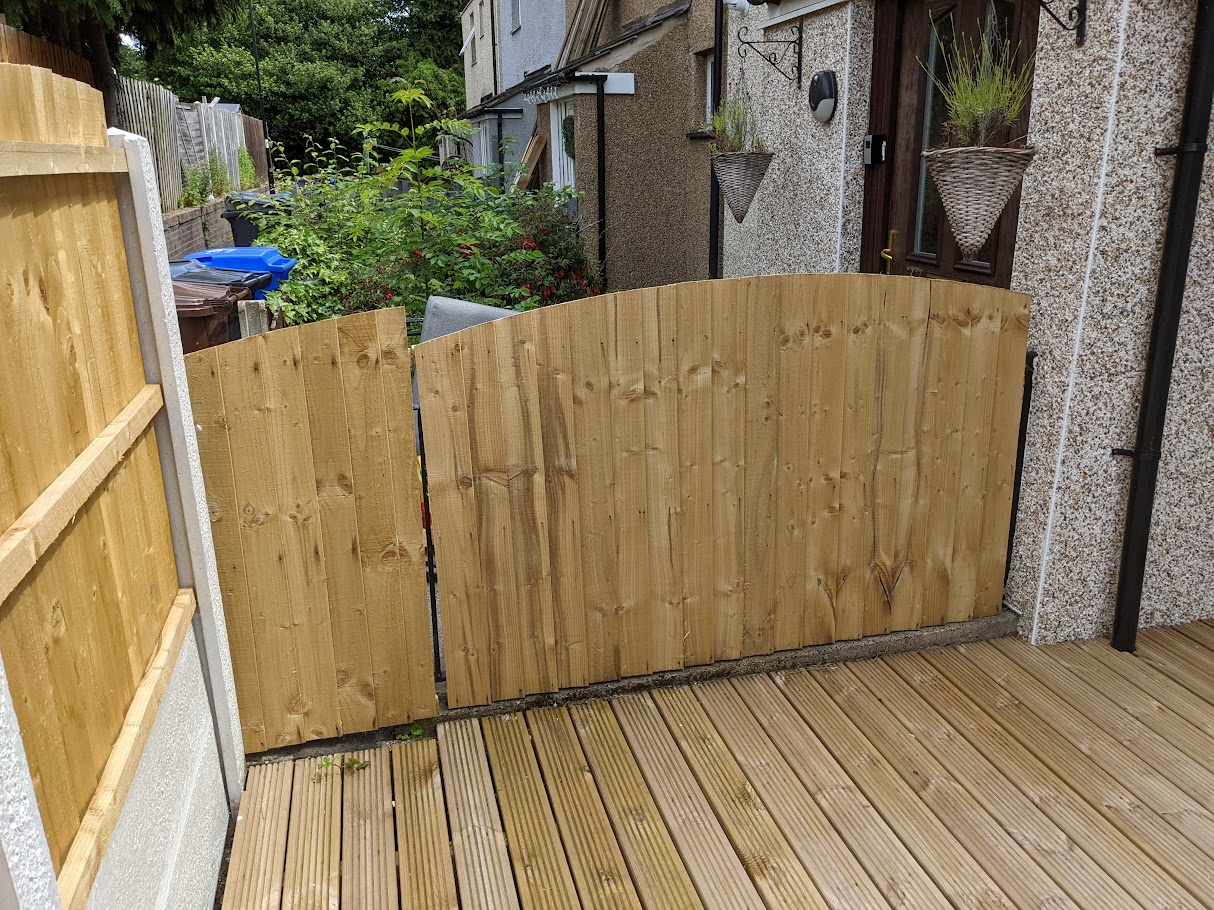 featheredge fence image